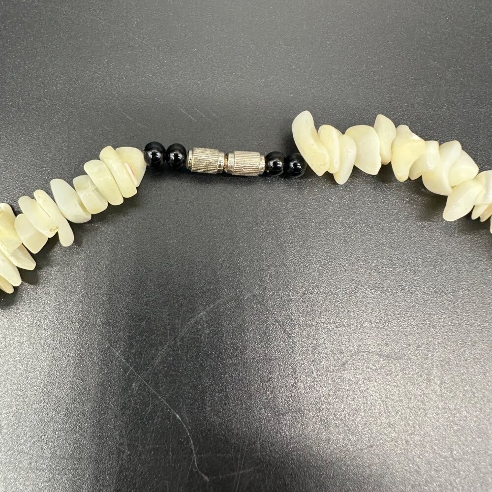 Mother Of Pearl Necklace Sliced Lambis Shell Statement Jewelry Beach Seashell - Picture 6 of 9